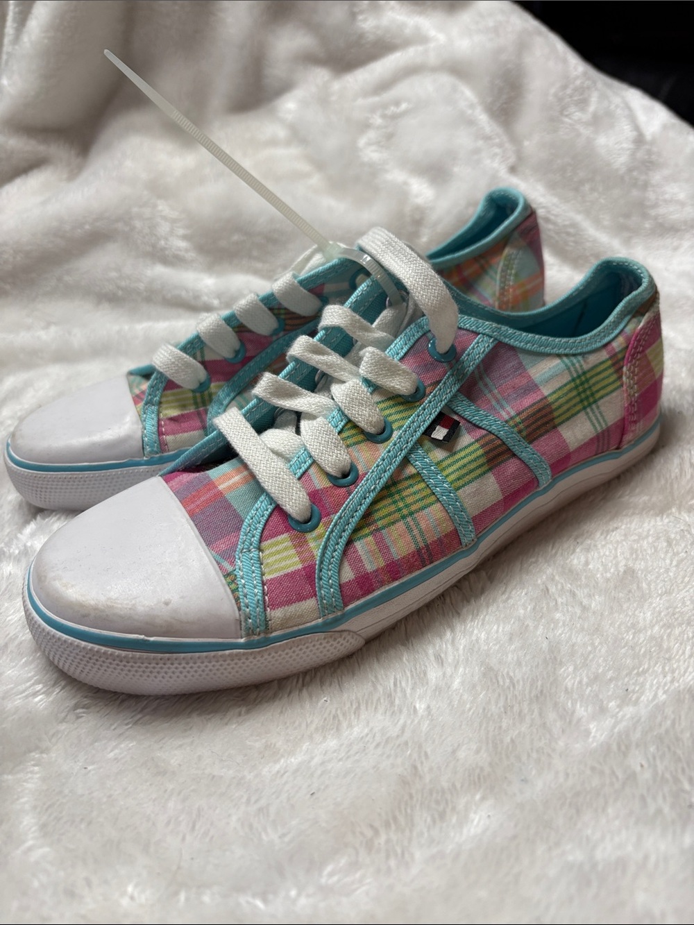 Tommy Hilfiger Plaid Low-Top Sneakers